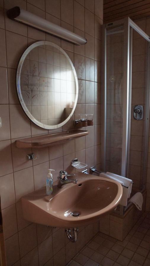 Pension Seliger Meersburg Buitenkant foto