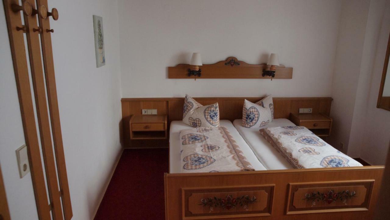 Pension Seliger Meersburg Buitenkant foto